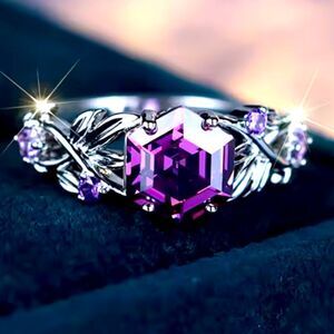 Amythest Hexagon Twist Ring New in Gift Box Rhodium Size 8